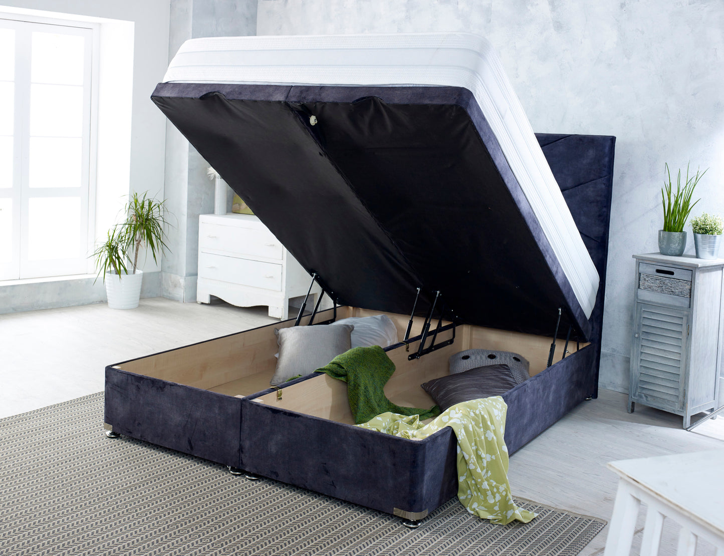 Columbia Divan Ottoman With 54" Headboard