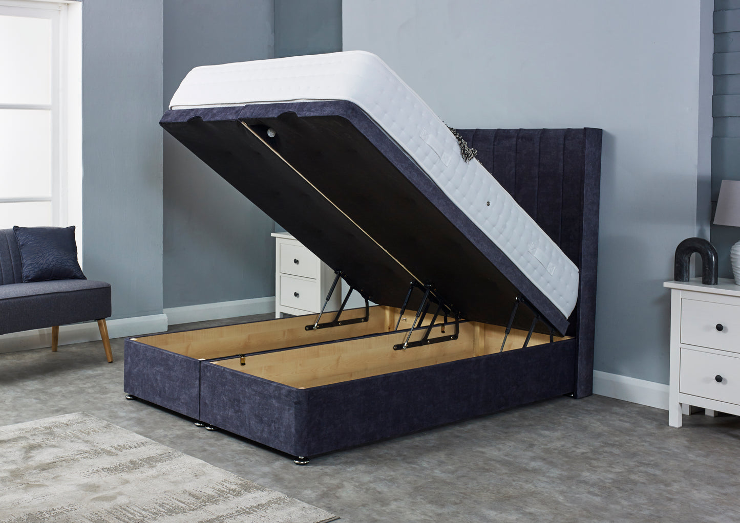 Loria Divan Ottoman With 54" Wing Headboard