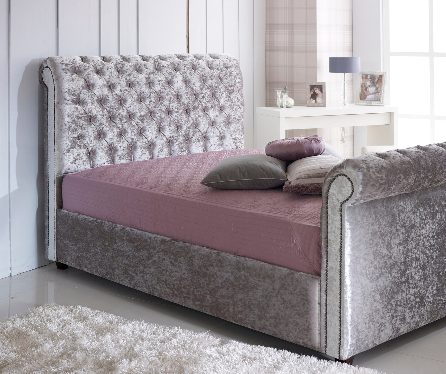 Chesterfield Bed Frame With Deep Buttoned Finish