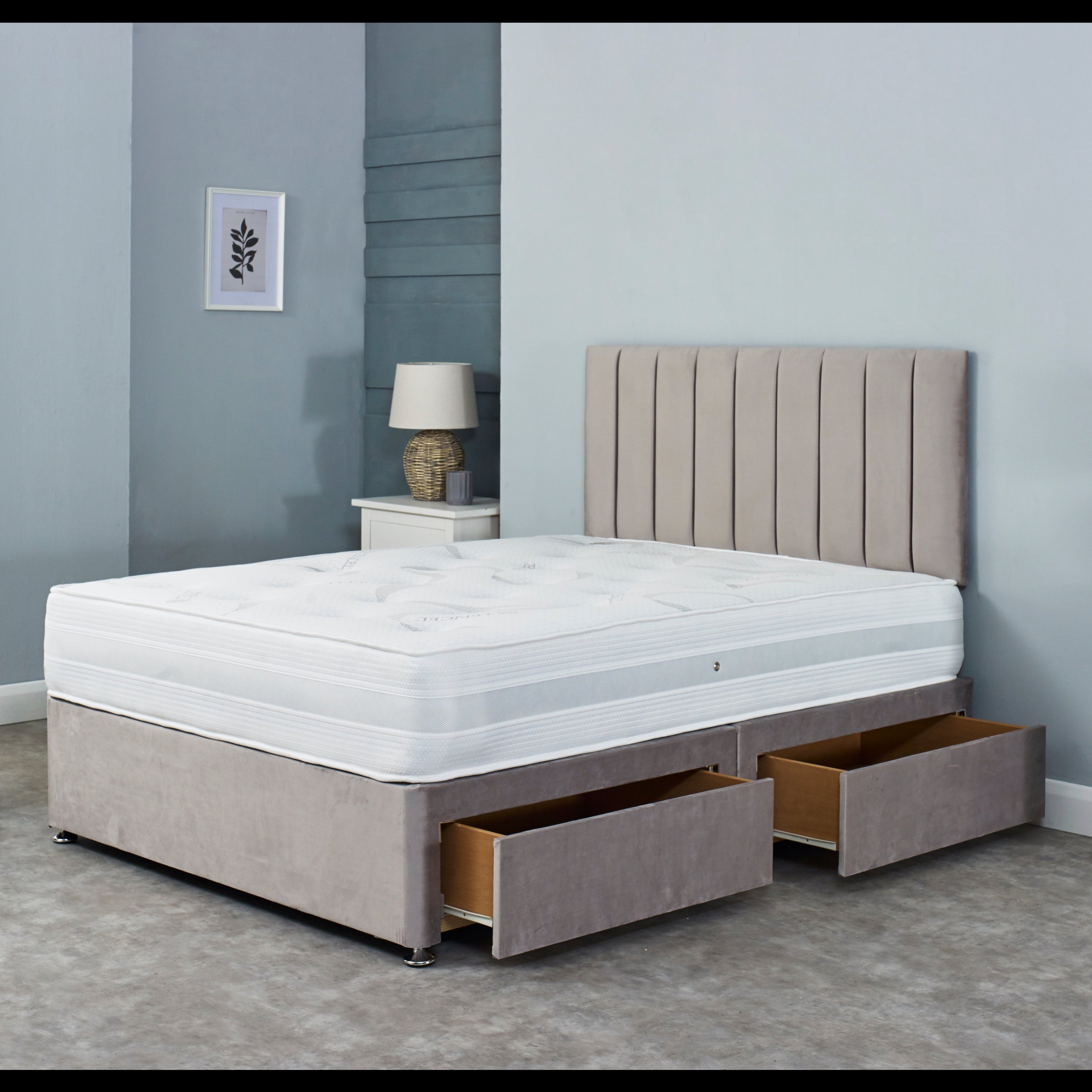 Sophia Divan Bed With Vertical Headboard